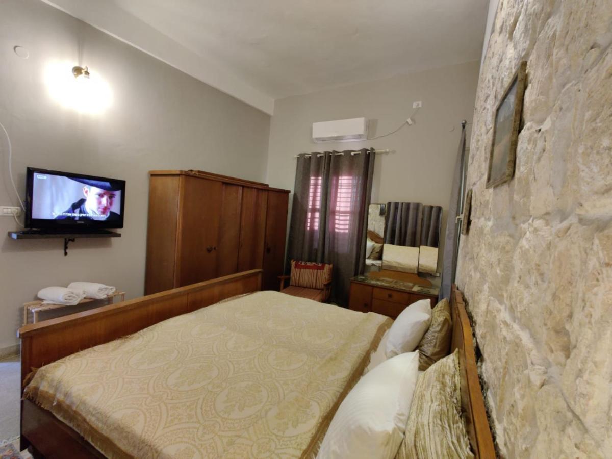 Mi'Ilya Chocolate House Guest House Exterior foto